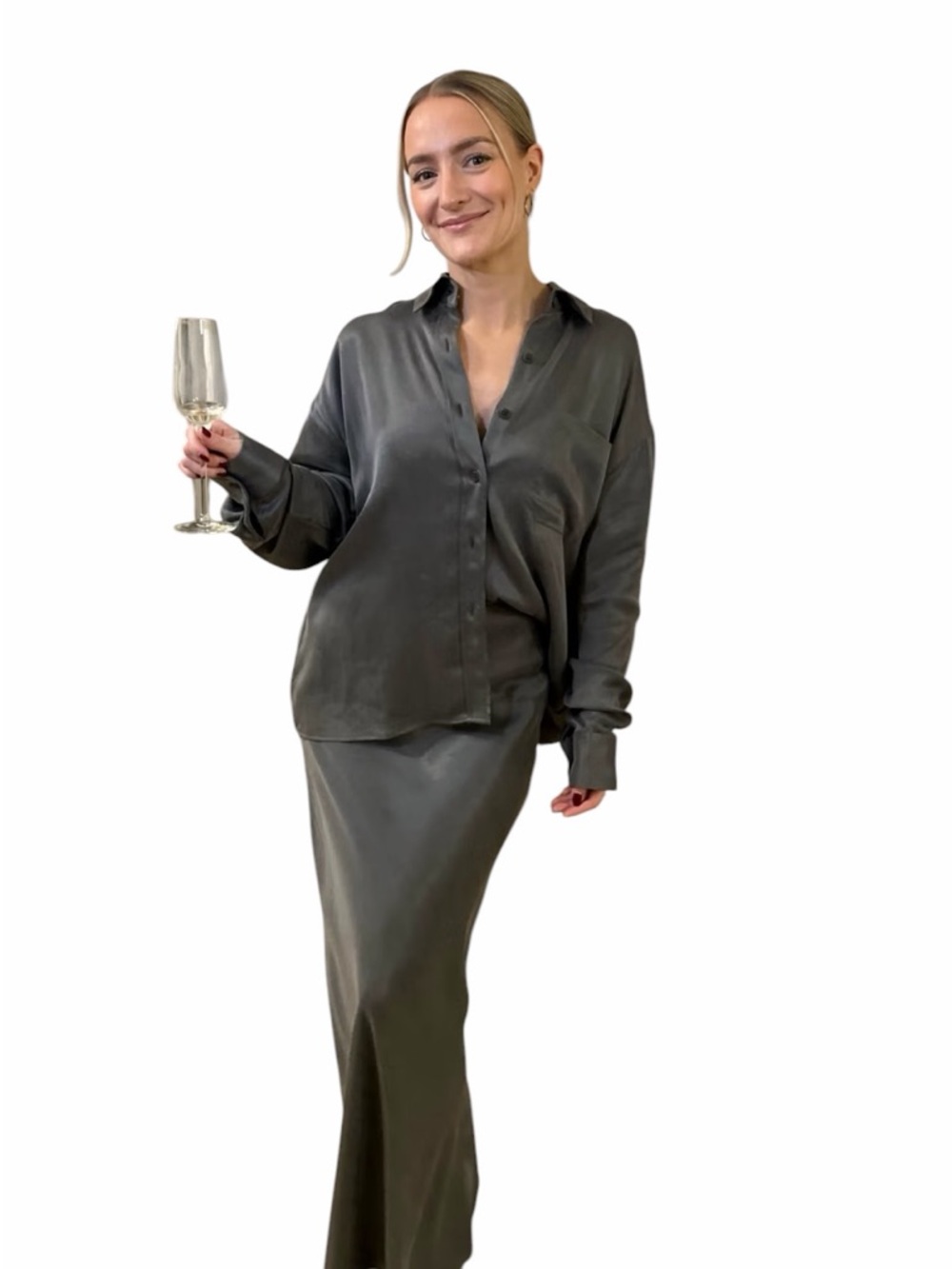 Djerf Avenue On The Go Shirt Storm Grey Silky Relaxed Button-Up Blouse Sz S